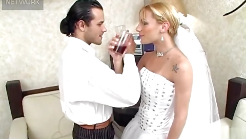 Hawt and thinoy larue season dicks