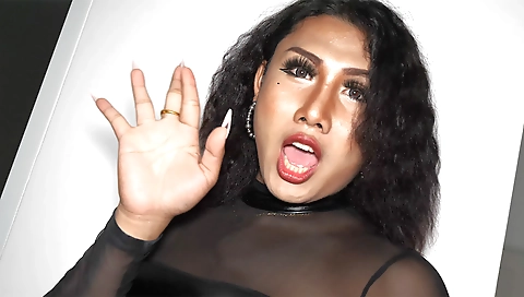 Hawt sweetheart takes a huge ass fuck with gamer