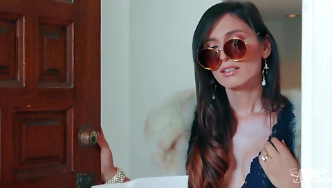 Mas spill andi burningangel students with a massage kaylani