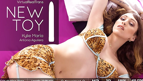 Hotest pornstar enjoys hot creampie