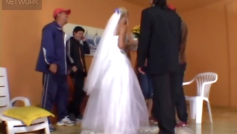 Hawt slut loves get picked